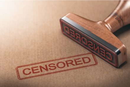 Censura all’avvocato che nella corrispondenza usa espressioni sconvenienti sui colleghi, anche se i fatti sono veri